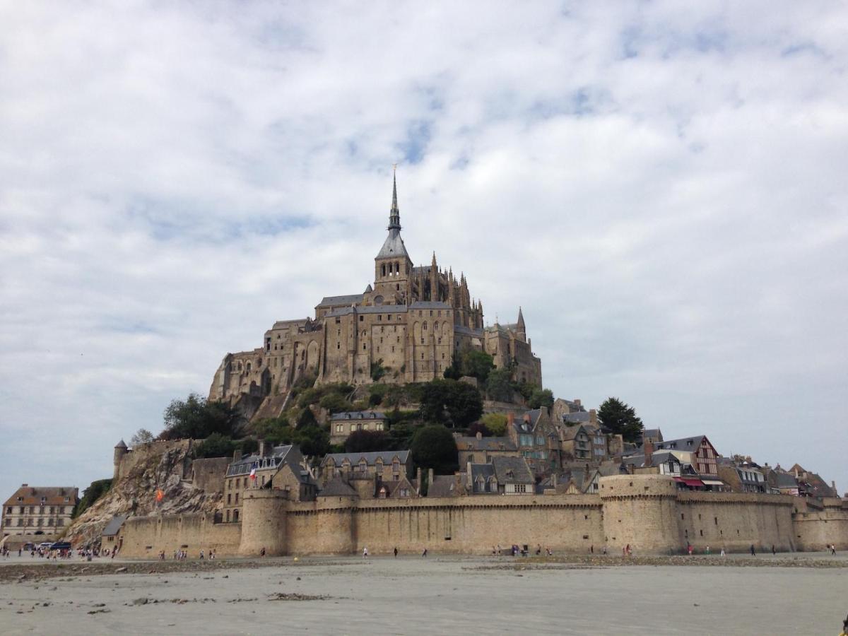 Maison D'Hotes De Charme La Rose De Ducey Pres Du Mont Saint Michel Exterior foto